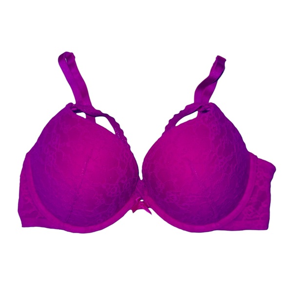 Victoria’s Secret Strappy Lace Bra - Picture 1 of 4